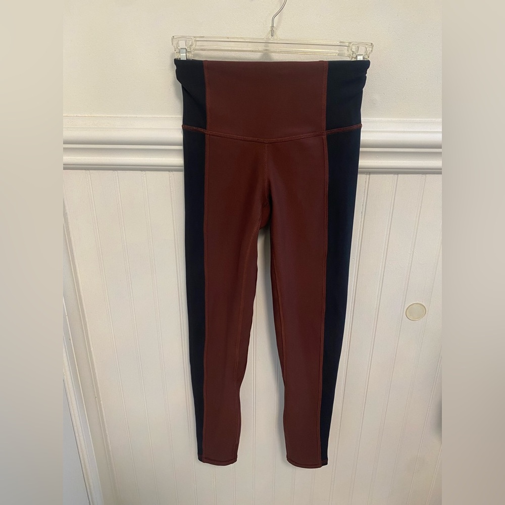 Two-Tone High-Waisted Leggings